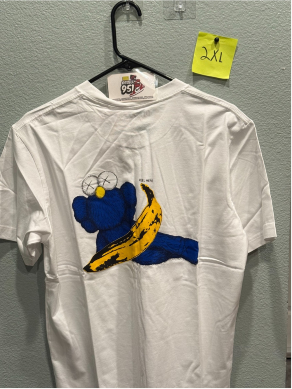 Uniqlo KAWS Banana Graphic Tee 341-471321 2X-Large Size